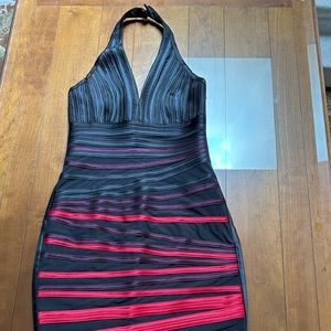 Halston Heritage size 0, sleeveless V-neck, stretchy bodycon, black/red strips